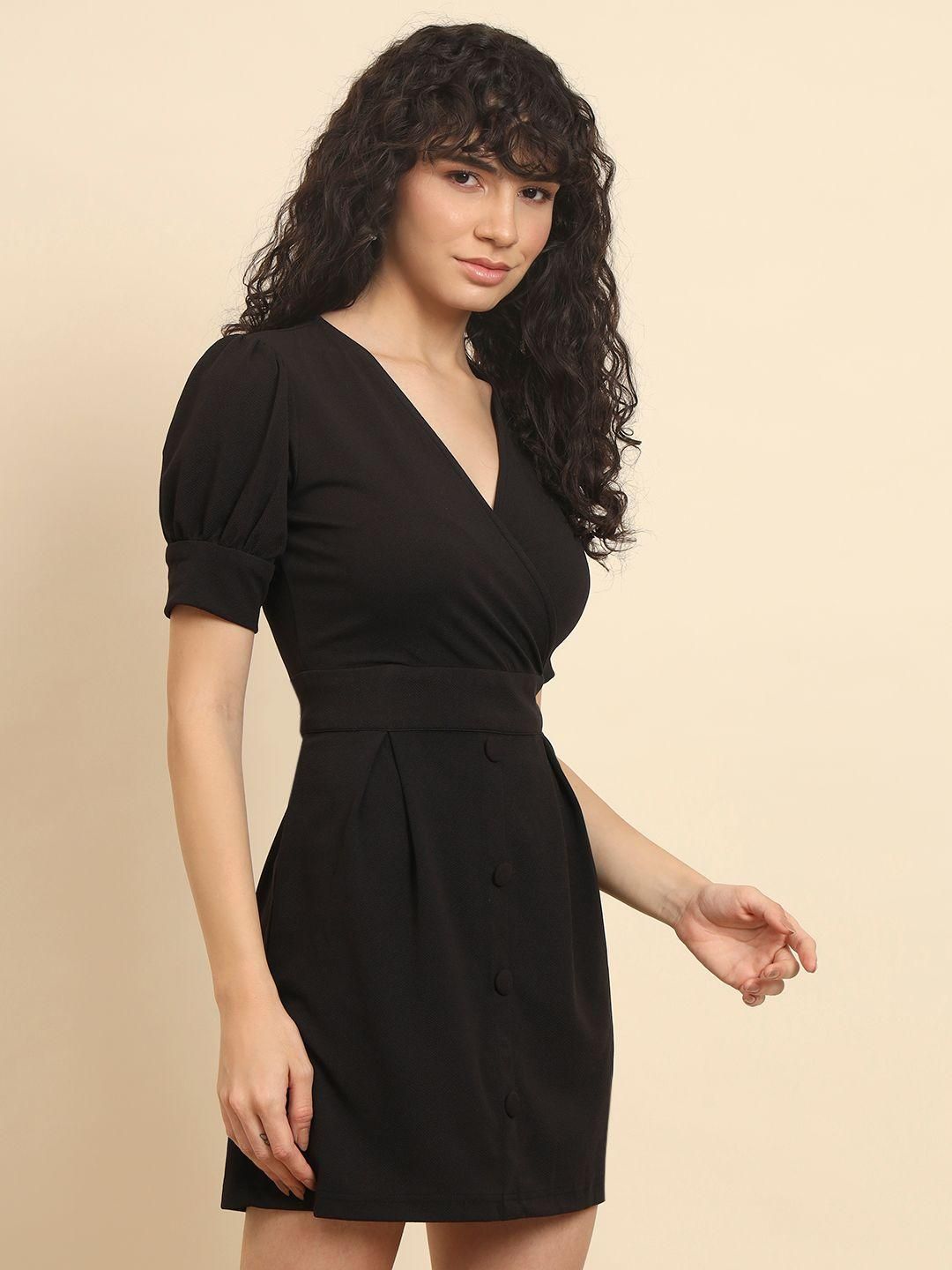 TRENDARREST Black Overlap Dress