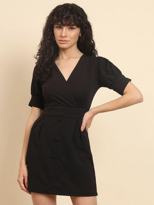 TRENDARREST Black Overlap Dress